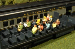 Bachmann 33115 HO Scale Waist Up Seated Passenger Figures 12 Pack