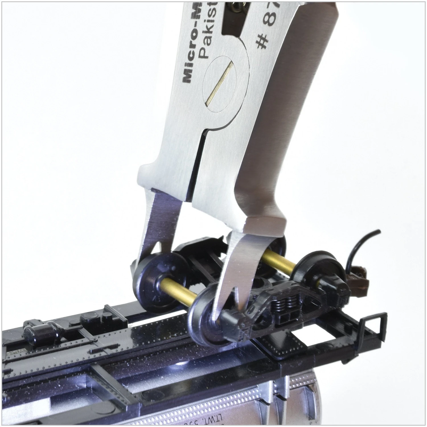 Micro-Mark 87936K HO Scale Truck Spreading Pliers And Tuner Tool Set 2 Micro-Mark 87936K HO Scale Truck Spreading Pliers And Tuner Tool Set - Image 2